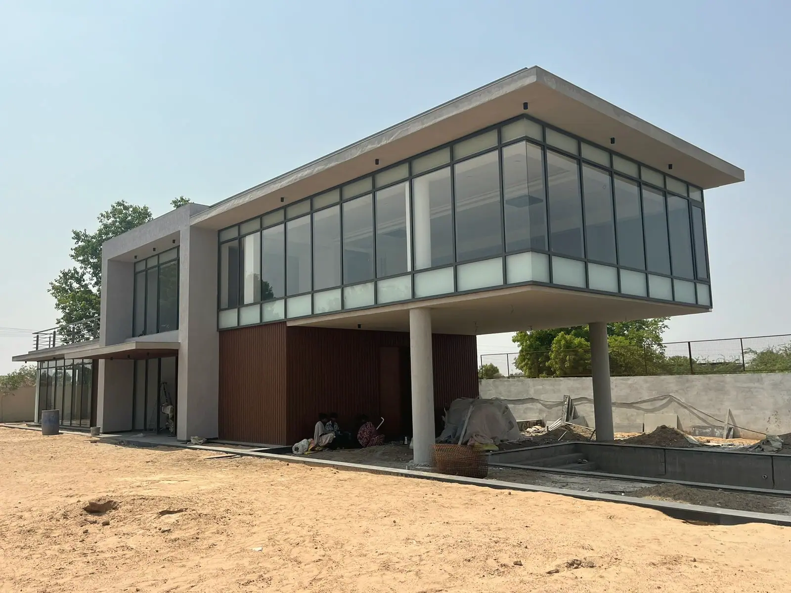 129 Weekend Villa — image 2